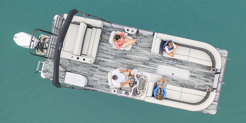 overhead view of the crest pontoon rental boat